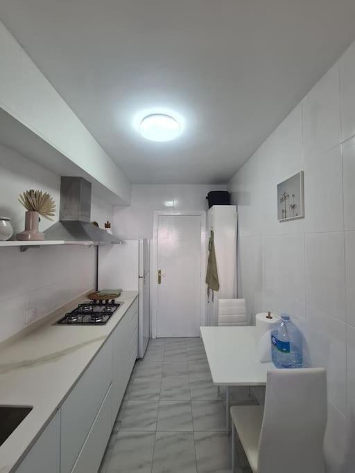 Nice Beachside 2-Bd Apt Near Barcelona Cunit Exteriér fotografie